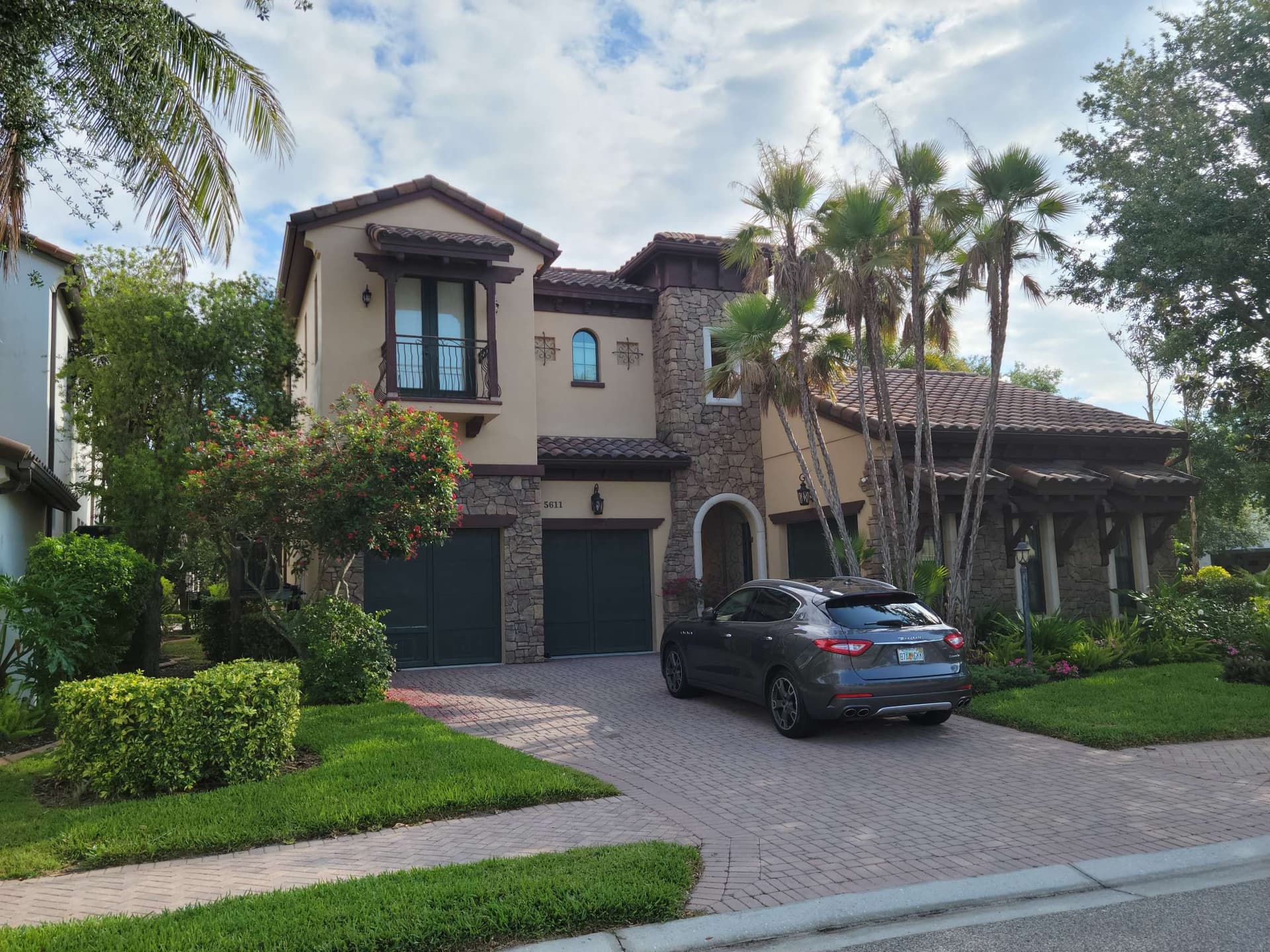 Luxury exterior painting project in Bradenton
