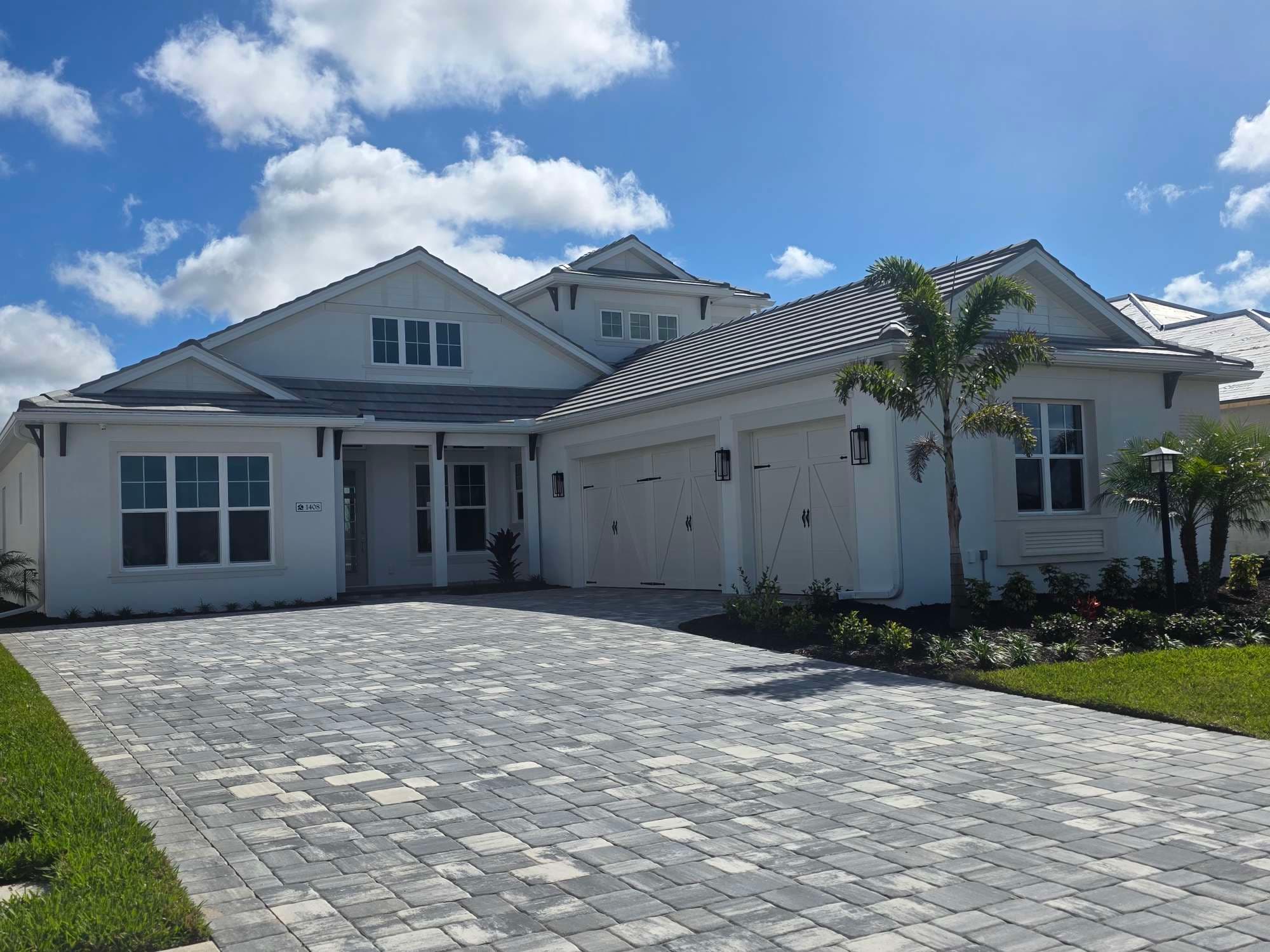 exterior painting parrish by Gold Lion Painting Inc for Parrish